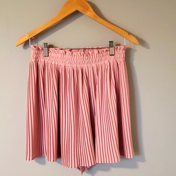 Zara shorts - Picture 1 of 3